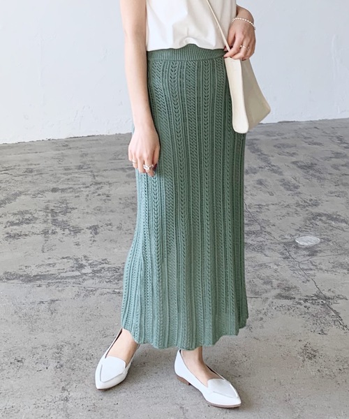 LIAN（リアン）の「透かし編みロングスカート（スカート・レディース・オフホワイト/ブルー/ブラック/イエロー/ベージュ・FREE）」の4枚目の写真