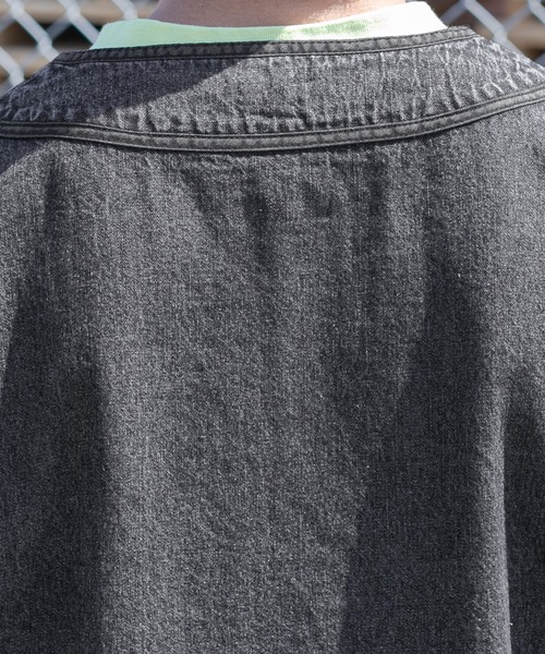 Perushu（ペルーシュ）の「レザーワッペンデニムベースボールシャツ（シャツ/ブラウス・メンズ・ブラック/サックスブルー・MEDIUM/LARGE）」の16枚目の写真