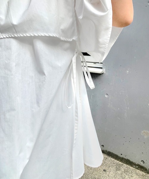 WHO'S WHO gallery(フーズフーギャラリー)の「セパレート半袖ワンピース(シャツワンピース・レディース・ブラック/オフホワイト・FREE)」の5枚目の写真