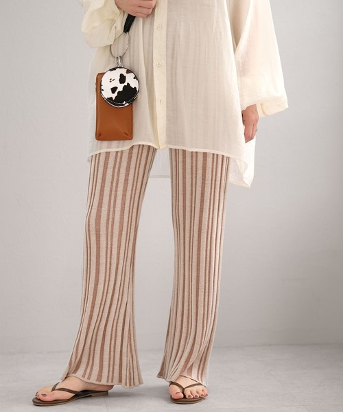 ＡＮＤＪ（アンドジェイ）の「ストライプ柄綿混ニットフレアパンツ（その他パンツ・レディース・ライトブラウン/ブルー系その他・M）」の3枚目の写真