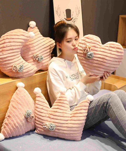 yururira(ユルリラ)の「お花モチーフ付きゆめかわクッション(クッション/クッションカバー・レディース・A/B/C/D/E/F/G/H/I/J/K/L/M/N/O・FREE)」の16枚目の写真