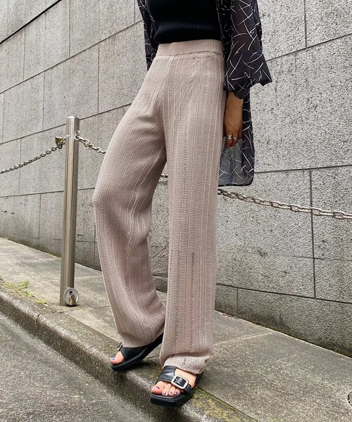 PAGEBOY（ページボーイ）の「スカシアミイージーパンツ（その他パンツ・レディース・ブラック/グレイッシュベージュ/イエロー系その他・FREE）」の6枚目の写真