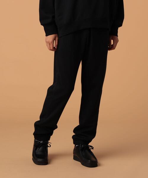 FEELING MADE（フィーリングメイド）の「FEELING MADE エアリースウェット ジョガーパンツ（スウェットパンツ・メンズ・ブラック/ベージュ/ダークグリーン/ライトグレー・LARGE/SMALL/MEDIUM）」の2枚目の写真