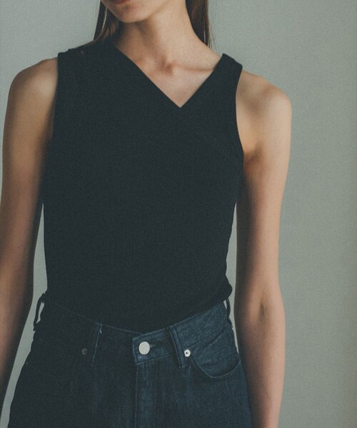 CLANE(クラネ)の「【CLANE(クラネ)】ワンショルダーレイヤードタンクトップ 11105-2002(Tシャツ/カットソー・レディース・ブラック/アイボリー・1)」の12枚目の写真