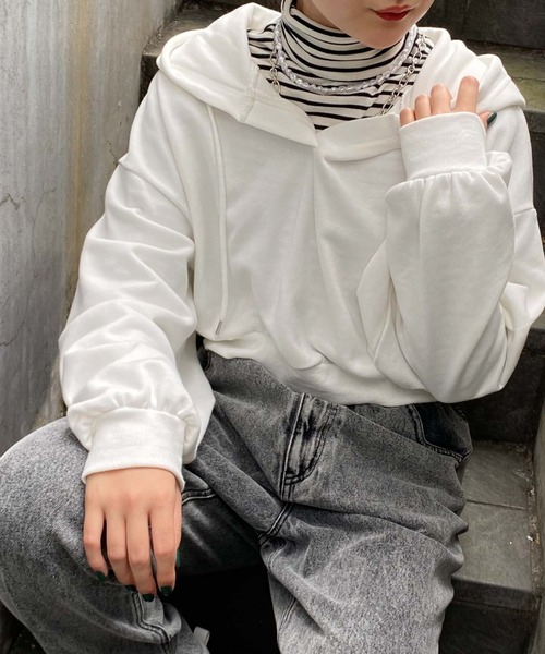 WEGO（ウィゴー）の「WEGO/キーネックカラープルパーカー（パーカー・レディース・ホワイト/パープル/オレンジ/オートミール/杢グレー/ピンク/ブラック/グリーン・SMALL/MEDIUM）」の2枚目の写真