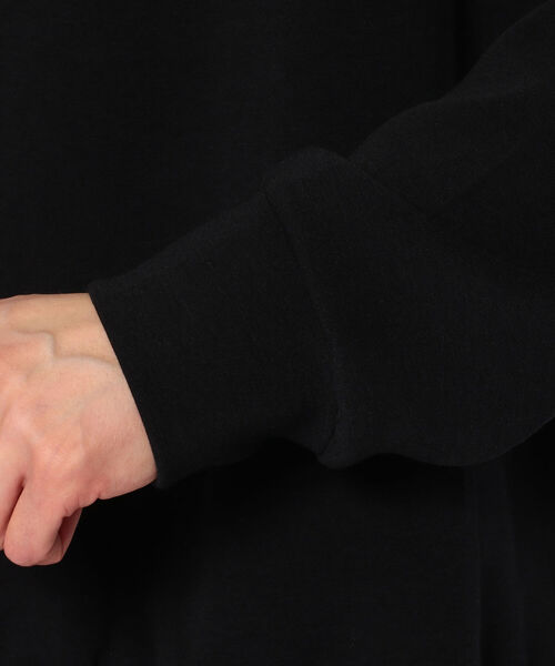 OURET（オーレット）の「OURET (オーレット)ハイネックドルマンプルオーバー（Tシャツ/カットソー・メンズ・ブラック/チャコール・1/3/2）」の6枚目の写真