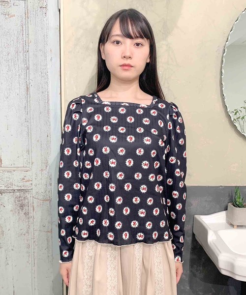 Hamble by Par Avion（ハンブルバイパラビオン）の「フラワーリブトップス（Tシャツ/カットソー・レディース・アイボリー/ブラック・ONESIZE）」の10枚目の写真