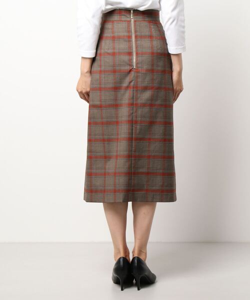 Te chichi CLASSIC（テチチクラシック）の「フラップポケットチェックタイトスカート（スカート・レディース・ネイビー/ブラウン・MEDIUM/SMALL）」の4枚目の写真