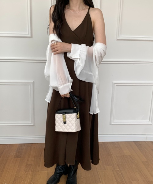 Diosfront(ディオスフロント)の「バックリボンAラインボリュームフレアワンピース(ワンピース・レディース・ブラック/カーキ/キャメル/ブルーグリーン/モカ/ダークブラウン/ダークグリーン/ベージュ/ブラウン・S/M/L)」の19枚目の写真