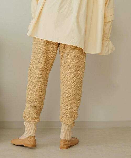 Bab（バブ）の「【WEB限定】ミックスジャガード編みジョガーパンツ（その他パンツ・レディース・チャコールグレー/ベージュ/モカ・FREE）」の4枚目の写真