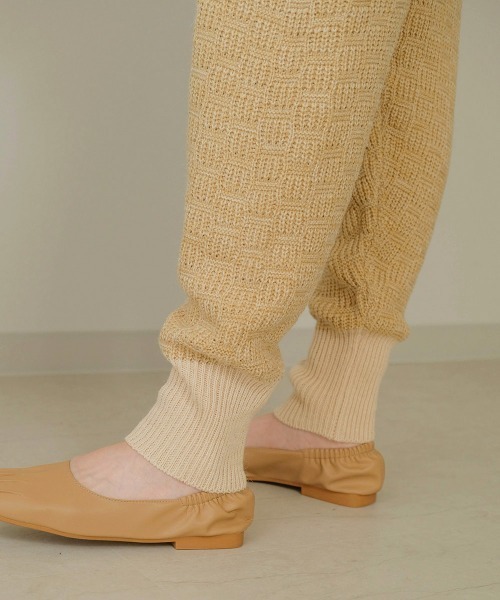 Bab（バブ）の「【WEB限定】ミックスジャガード編みジョガーパンツ（その他パンツ・レディース・チャコールグレー/ベージュ/モカ・FREE）」の9枚目の写真