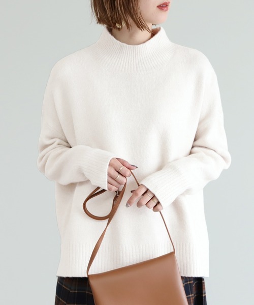 reca（レカ）の「ビッグシルエットタートルニットプルオーバー（ニット/セーター・レディース・オートミール/ベージュ/ブラック・M）」の18枚目の写真