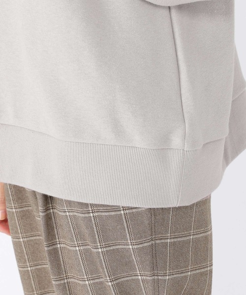 studio CLIP（スタディオクリップ）の「フリルスタンド裏毛プルオーバー（スウェット・レディース・ライトグレー/グリーン/アイボリー/スモーク/オフホワイト/ライトグリーン・MEDIUM/LARGE）」の11枚目の写真