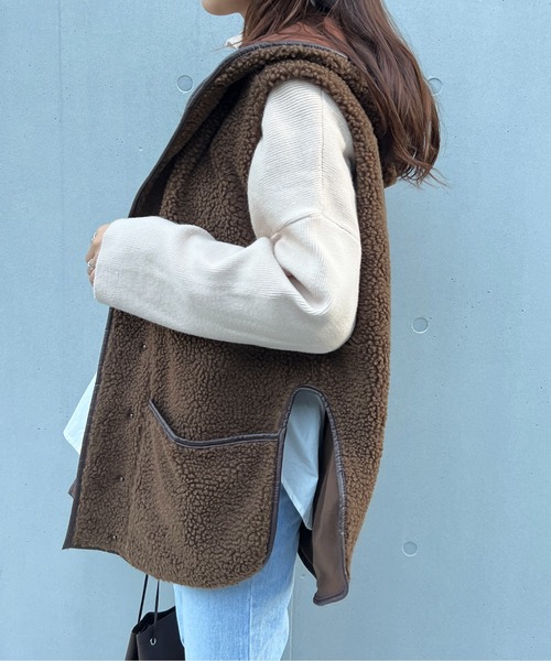 StyleSea(スタイルシー)の「ボアフーディーオーバーベスト(その他アウター・レディース・ダークブラウン/ブラウン/アイボリー/モカ・FREE)」の17枚目の写真