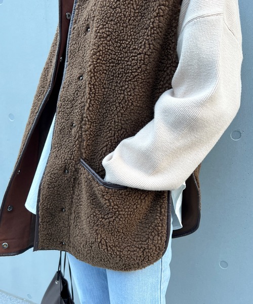 StyleSea(スタイルシー)の「ボアフーディーオーバーベスト(その他アウター・レディース・ダークブラウン/ブラウン/アイボリー/モカ・FREE)」の20枚目の写真
