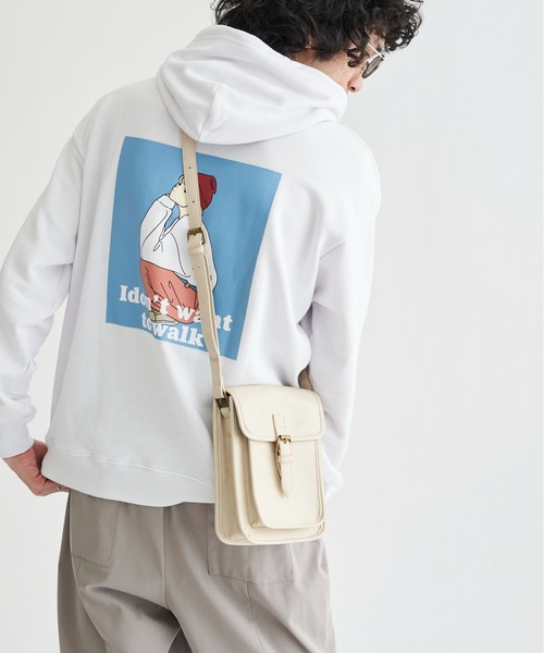 CPCM(シーピーシーエム)の「ベルト止ビンテージレザーバッグ(ショルダーバッグ・レディース・ブラック/アイボリー・FREE)」の7枚目の写真