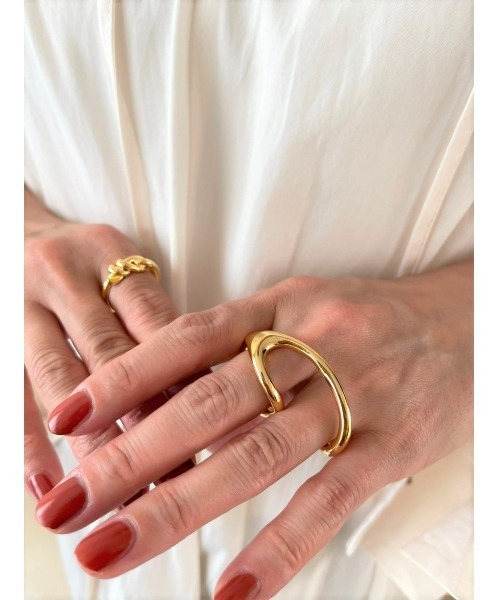 mou（モウ）の「アンユージュアルシェイプダブルフィンガーリング（リング・レディース・ゴールド/シルバー・FREE）」の17枚目の写真