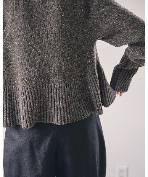 TODAYFUL（トゥデイフル）の「フリルヘムニット（ニット/セーター・レディース・チャコールグレー/ナチュラル・FREE）」の4枚目の写真