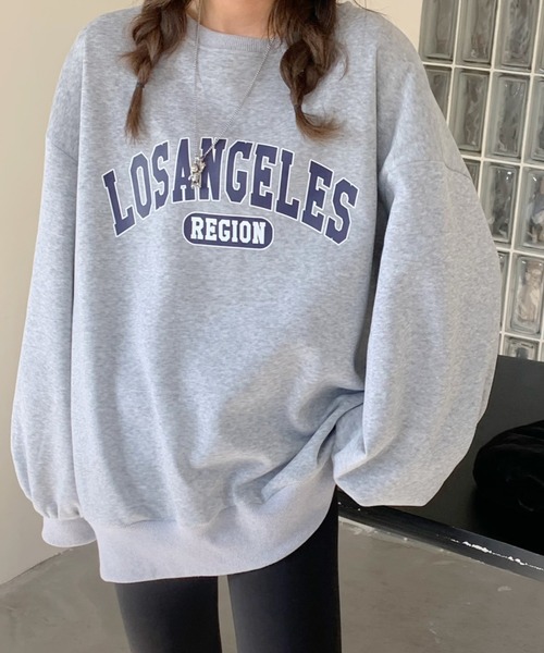 Diosfront（ディオスフロント）の「オーバーシルエットボリュームスリーブ裏起毛トレーナー（スウェット・レディース・ライトグレー/ネイビー/グレー・FREE）」の3枚目の写真