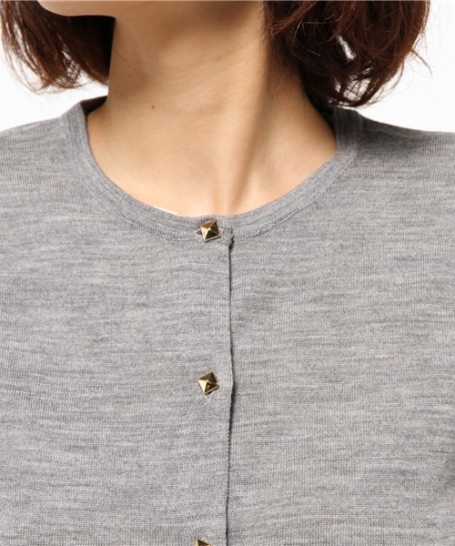 OUTLET(アウトレット)の「【Chez toi】ウォッシャブルウールCカーディガン(カーディガン/ボレロ・レディース・グレー/ネイビー・FREE)」の7枚目の写真