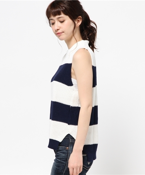 Ray BEAMS(レイビームス)の「Ray BEAMS / サイドスリット ボトルネック(ニット/セーター・レディース・オフホワイト/ネイビー/その他1・ONE SIZE)」の10枚目の写真