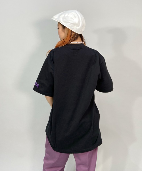 RVCA（ルーカ）の「【ZOZOタウン限定アイテム】RVCA/ルーカ  ビッグシルエット  カレッジ風ビッグロゴTシャツ  BC043-P02（Tシャツ/カットソー・レディース・ホワイト/ブラック/ネイビー/グリーン・M/L）」の11枚目の写真