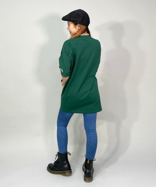 RVCA（ルーカ）の「【ZOZOタウン限定アイテム】RVCA/ルーカ  ビッグシルエット  カレッジ風ビッグロゴTシャツ  BC043-P02（Tシャツ/カットソー・レディース・ホワイト/ブラック/ネイビー/グリーン・M/L）」の18枚目の写真