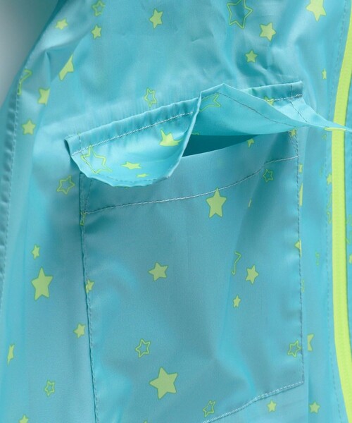 BRANSHES（ブランシェス）の「【撥水】星柄レインコート（レインコート/ポンチョ・キッズ・エメラルド・S/L/M）」の8枚目の写真