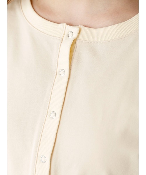 SLURR(スラ―)の「リングドットボタンショート丈プルオーバー(カーディガン/ボレロ・レディース・ベージュ/チャコールグレー/アイボリー・FREE)」の11枚目の写真