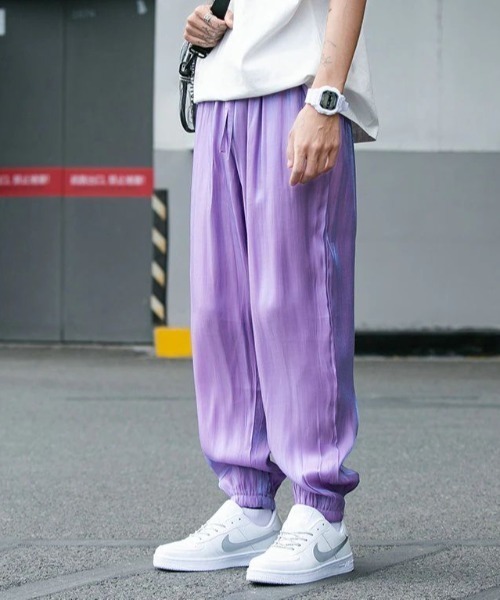 WARAIJOGO(ワライジョウゴ)の「【WARAIJOGO】光沢ルーズハーレムパンツ(NEZ)(その他パンツ・レディース・パープル/レッド/ブルー/ブラック×ゴールド・LARGE/X-LARGE)」の9枚目の写真