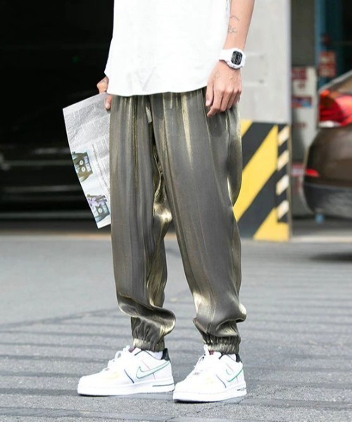 WARAIJOGO(ワライジョウゴ)の「【WARAIJOGO】光沢ルーズハーレムパンツ(NEZ)(その他パンツ・レディース・パープル/レッド/ブルー/ブラック×ゴールド・LARGE/X-LARGE)」の11枚目の写真