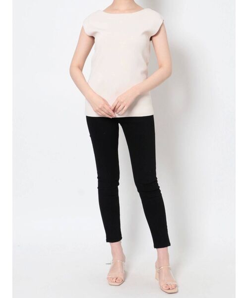 LAGUNAMOON（ラグナムーン）の「ミニマルボートネックニットプルオーバー（ニット/セーター・レディース・アイボリー/ライム/ブラック・FREE）」の14枚目の写真