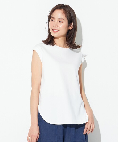 ANY(エニィ)の「【抗菌・防臭】プレミアムベーシックノースリーブ Tシャツ(Tシャツ/カットソー・レディース・ブラック系/カーキ系/アイボリー系/ベージュ系/レッド系/グリーン系/ライトイエロー系/ダークブラウン系・2/3)」の1枚目の写真