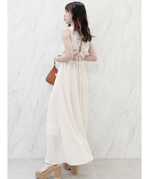 dazzlin（ダズリン）の「バックオープンナチュラルワンピース（ワンピース・レディース・ブラック/グリーン/アイボリー・FREE）」の2枚目の写真