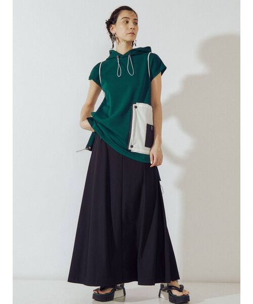 UN3D.（アンスリード）の「パッドインベーシックフレアキャミワンピース（ワンピース・レディース・カーキ/パープル/ブラック・38/36）」の5枚目の写真