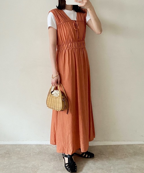 STYLEDOOR(スタイルドア)の「ギャザーロングワンピース(ワンピース・レディース・ブラック/イエロー/オレンジ・FREE)」の21枚目の写真