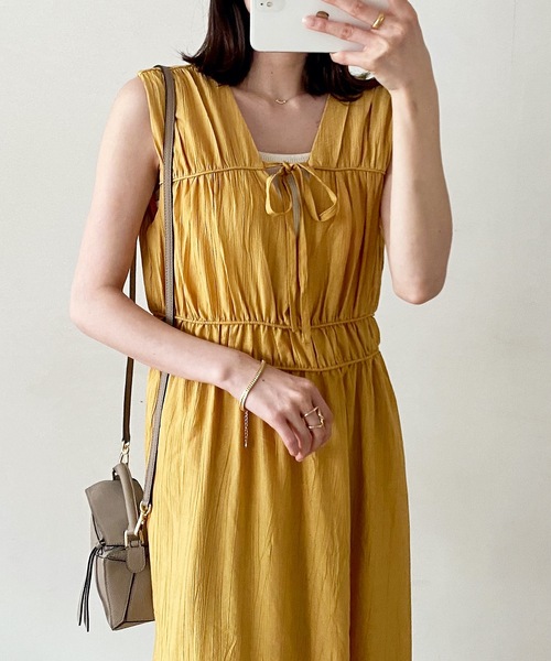 STYLEDOOR(スタイルドア)の「ギャザーロングワンピース(ワンピース・レディース・ブラック/イエロー/オレンジ・FREE)」の8枚目の写真