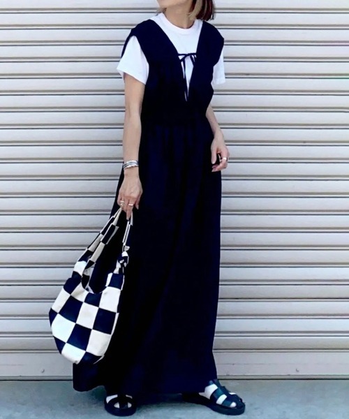 STYLEDOOR(スタイルドア)の「ギャザーロングワンピース(ワンピース・レディース・ブラック/イエロー/オレンジ・FREE)」の12枚目の写真