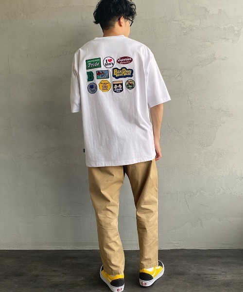 BEN DAVIS（ベンデイビス）の「[BEN DAVIS/ベンデイビス] トラベルパッチ バックワッペンTシャツ（Tシャツ/カットソー・レディース・ホワイト/ブラック/グリーン・M/L/XL）」の6枚目の写真