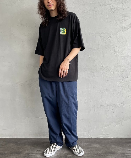 BEN DAVIS（ベンデイビス）の「[BEN DAVIS/ベンデイビス] トラベルパッチ バックワッペンTシャツ（Tシャツ/カットソー・レディース・ホワイト/ブラック/グリーン・M/L/XL）」の11枚目の写真