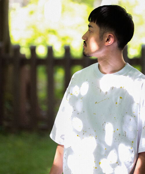 BEAMS（ビームス）の「BEAMS / ルーズフィット スプラッシュ ペイント Tシャツ（Tシャツ/カットソー・メンズ・ライム/ブルー系その他・S/M/L/XL）」の5枚目の写真