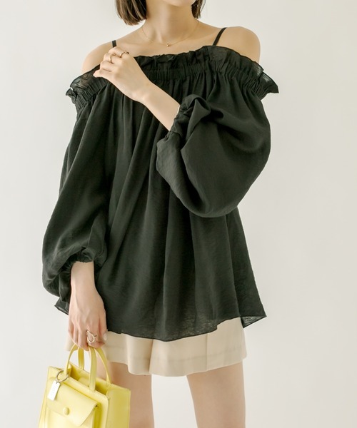 mystic(ミスティック)の「オフショルフリルブラウス(シャツ/ブラウス・レディース・ブラック/オフホワイト/ブルー・FREE)」の16枚目の写真