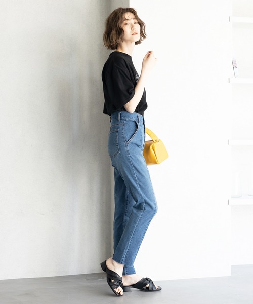 earth music&ecology（アースミュージックアンドエコロジー）の「ツイストミュールサンダル【earth　music＆ecology】（サンダル・レディース・アイボリー/ブラック/マスタード/グリーン・LARGE/MEDIUM/X-LARGE/SMALL）」の8枚目の写真