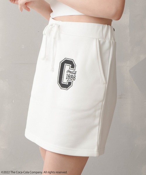Coca Cola（コカコーラ）の「【Coca-Cola/コカ・コーラ】スウェットミニスカート（スカート・レディース・ホワイト/ブラック/レッド/サックスブルー・ONESIZE）」の8枚目の写真