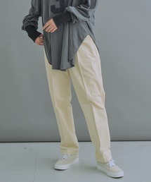 「KHA:KI / カーキ」1-TUCK CORD TROUSERS