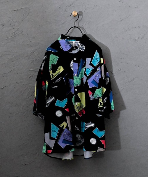 Ritzy（リッツィー）の「ポリ総柄プリント ドロップショルダーSSシャツ（シャツ/ブラウス・メンズ・ホワイト/ブラック/ベージュ/ブラウン/サックスブルー/イエロー/グリーン/ブラック系その他/ベージュ系その他/ブルー系その他・LARGE/MEDIUM/X-LARGE）」の15枚目の写真