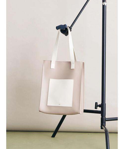 koe（コエ）の「フロントポケットスクエアトート*（トートバッグ・レディース・チャコールグレー/ブラック/グリーン/アイボリー/グレイッシュベージュ・FREE）」の9枚目の写真