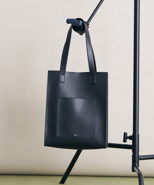 koe（コエ）の「フロントポケットスクエアトート*（トートバッグ・レディース・チャコールグレー/ブラック/グリーン/アイボリー/グレイッシュベージュ・FREE）」の3枚目の写真