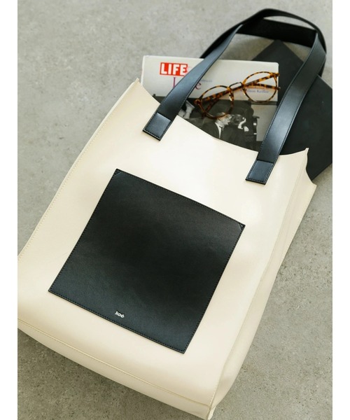 koe（コエ）の「フロントポケットスクエアトート*（トートバッグ・レディース・チャコールグレー/ブラック/グリーン/アイボリー/グレイッシュベージュ・FREE）」の10枚目の写真