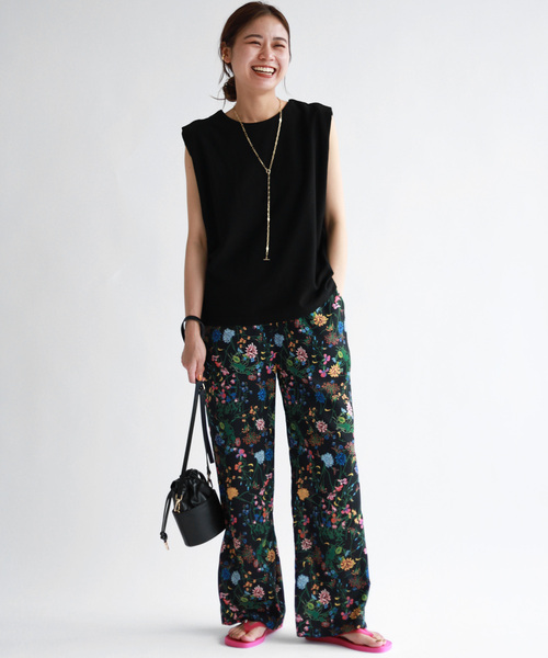 JOURNAL STANDARD relume(ジャーナルスタンダード レリューム)の「2WAYナシジノースリーブ(Tシャツ/カットソー・レディース・グリーン/ブラック・FREE)」の3枚目の写真